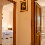 Domus Aurelia Colibri Comfort & Terrace * Róma