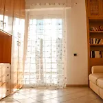 Domus Aurelia Colibri Comfort & Terrace Apartman *