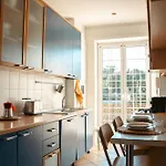 Domus Aurelia Colibri Comfort & Terrace Apartman *