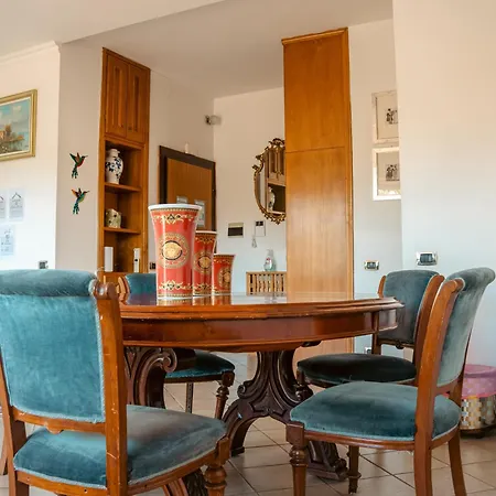 Domus Aurelia Colibri Comfort & Terrace Apartmán